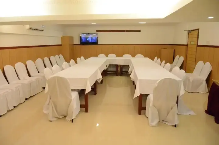 Бангалор: Hotel Trinity Suites
