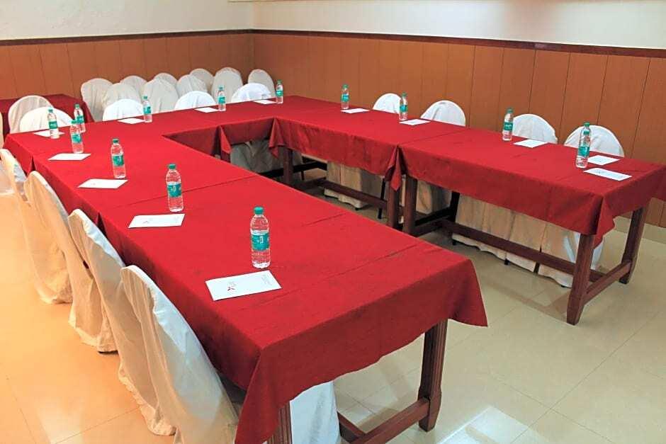 Бангалор: Hotel Trinity Suites
