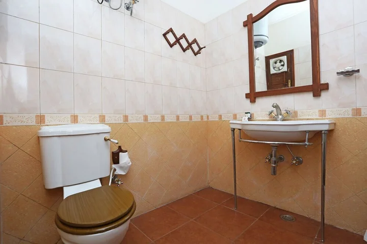 Массури: OYO 2856 Tullahmore Estate