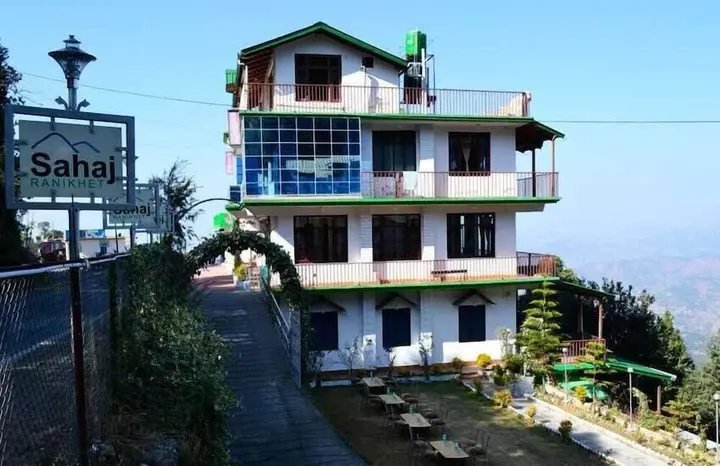 Раникхет: Sahaj Hotel