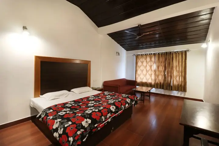 Массури: Hotel Himalayan Club