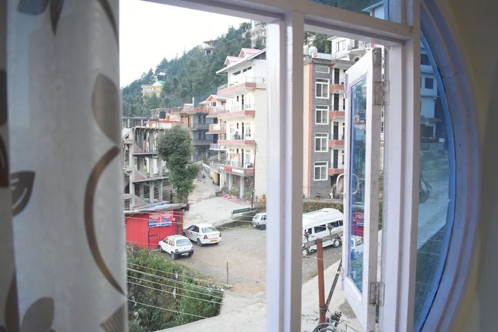 Дармсала: Hotel Omni