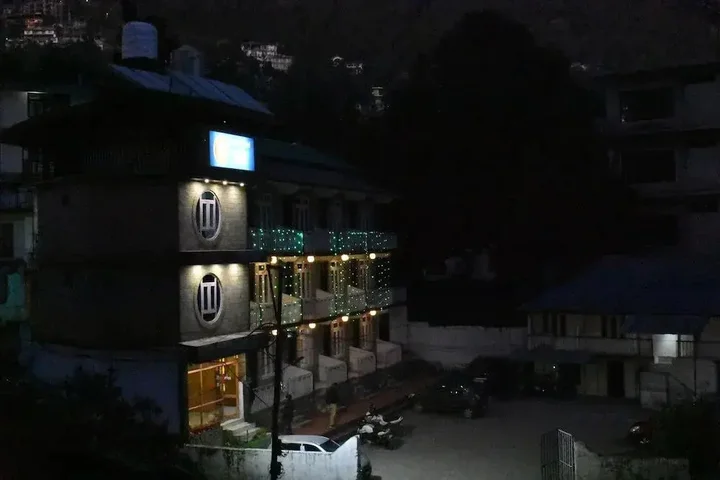 Дармсала: Hotel Omni