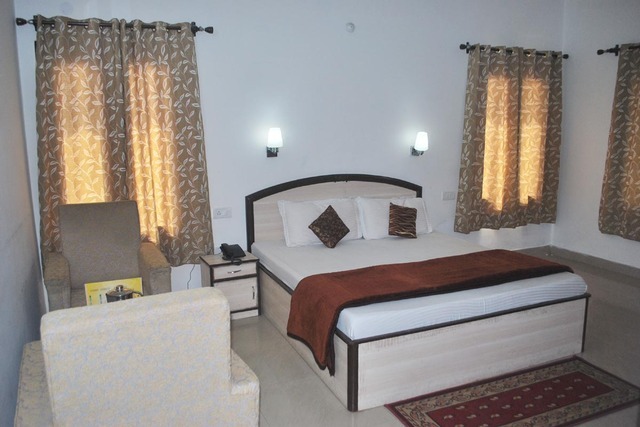 Чамба: Hotel New Palace