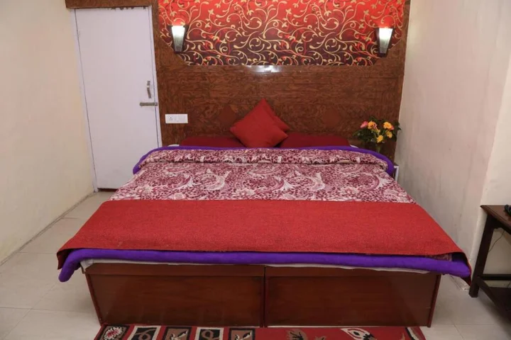 Массури: Prince Hotel