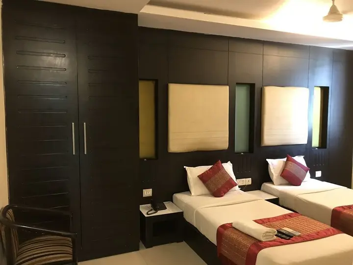 Нью-Дели: Hotel Nand Kartar Orchid Suites