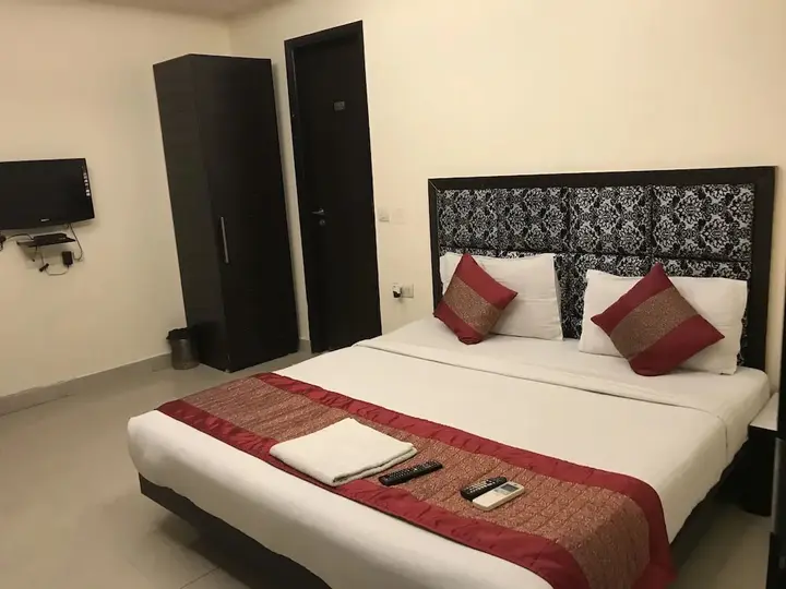 Нью-Дели: Hotel Nand Kartar Orchid Suites