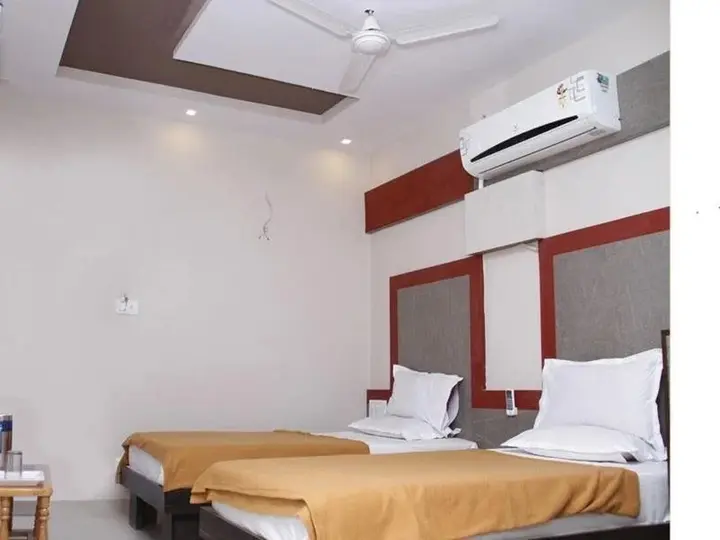 Ахмедабад: Hotel Mukund Inn