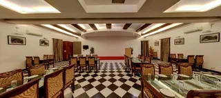 Массури: Hotel Shilton by Royal Collection