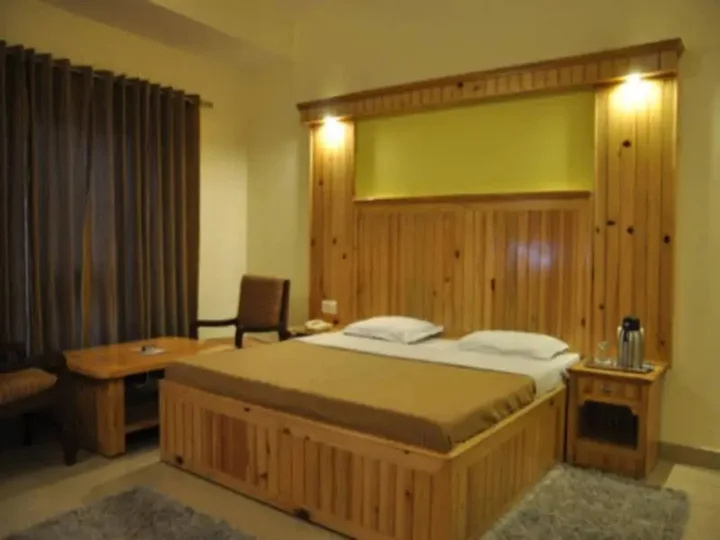 Массури: Hotel Abhinandan Grand