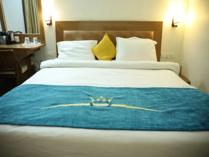 Агра: Hotel Poonam Plaza