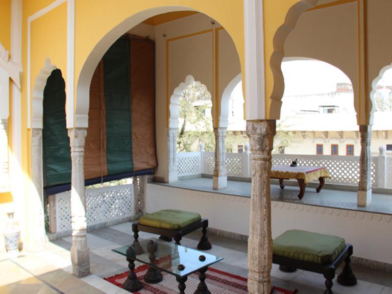 Джайпур: Dera Mandawa Hotel
