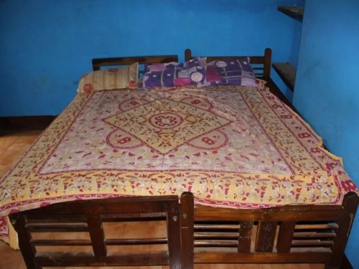 Анджуна: Guru Guest House