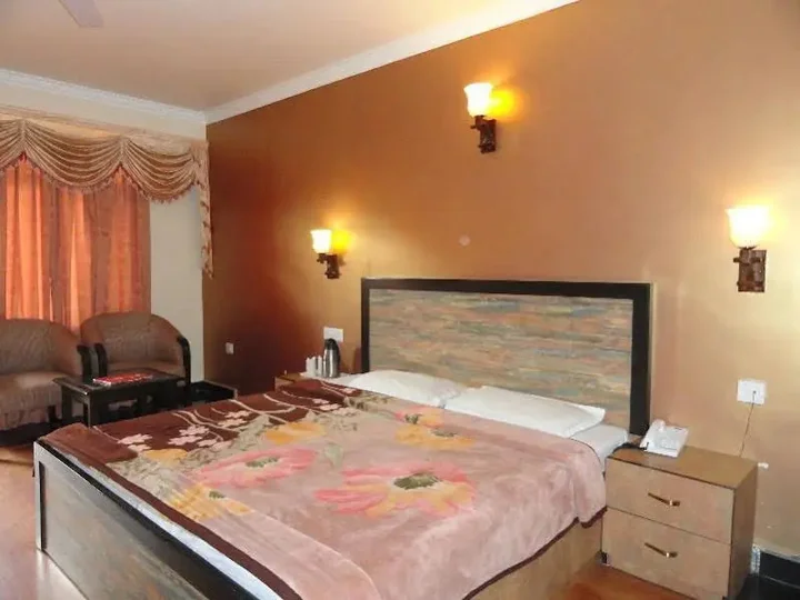 Манали: Hotel Park Paradise