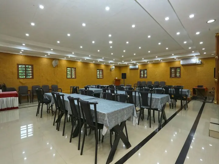 Султан-Батери: OYO 3020 Sheelisach Inn