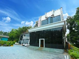 Султан-Батери: OYO 3020 Sheelisach Inn