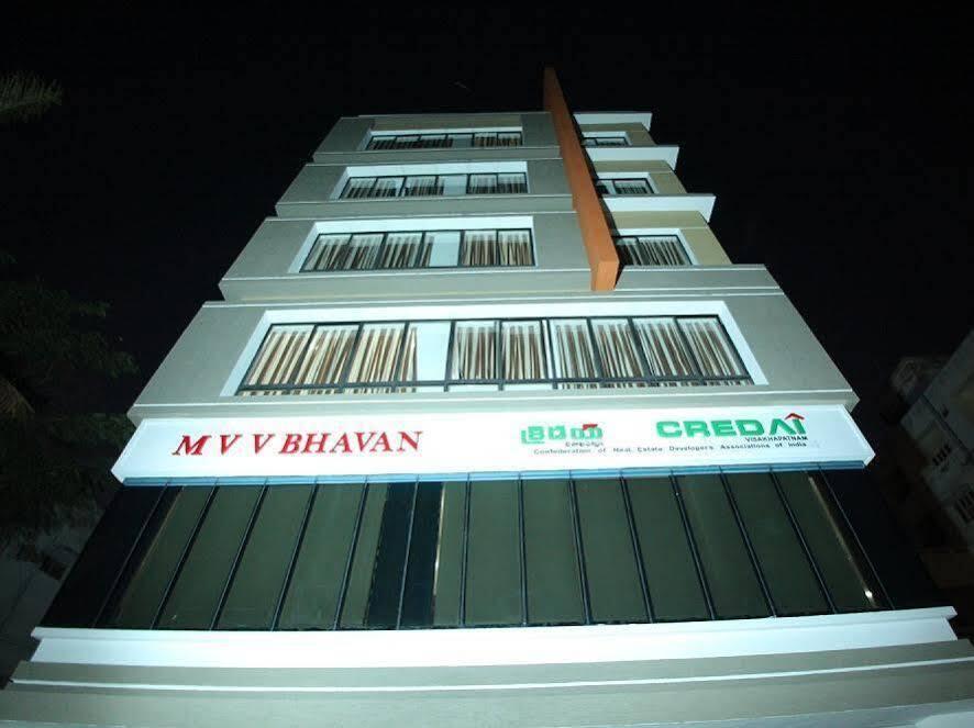 Висакхапатнам: MVV Bhavan Luxury Guest House