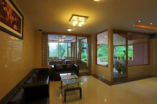 Манали: Lotus Inn River View
