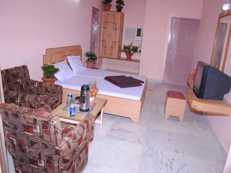 Бхубанешвар: Hotel Richi Palace