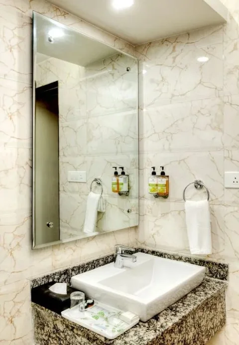 Катра: Hotel Ambassador