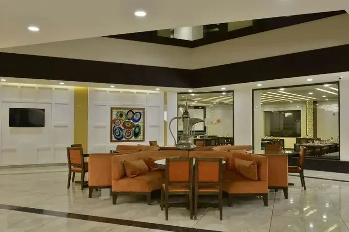 Катра: Hotel Ambassador