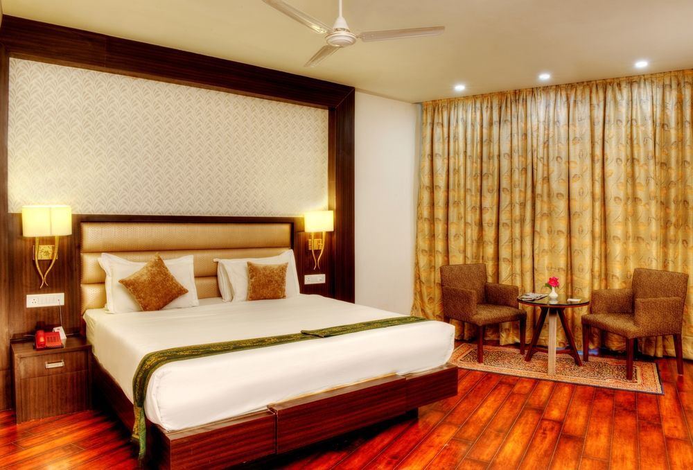 Катра: Hotel Ambassador