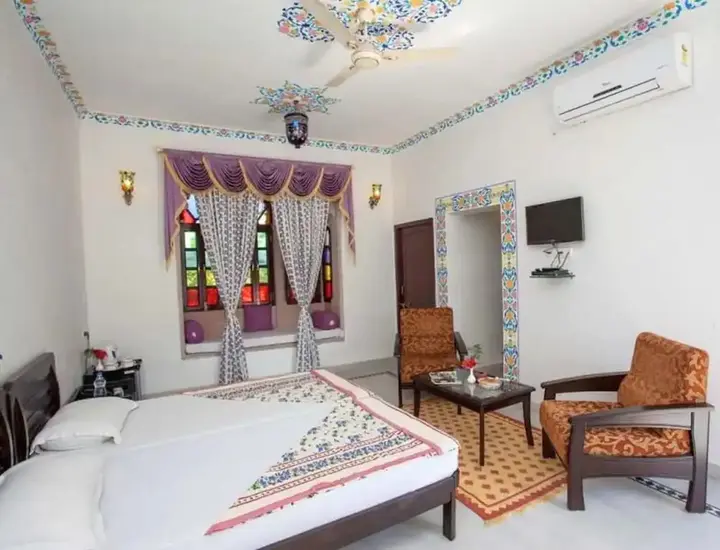 Садри: Ranakpur Hill Resort