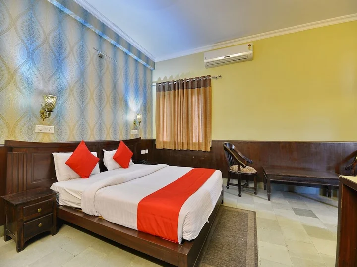 Джайпур: OYO 2072 Hotel Indigo Heritage