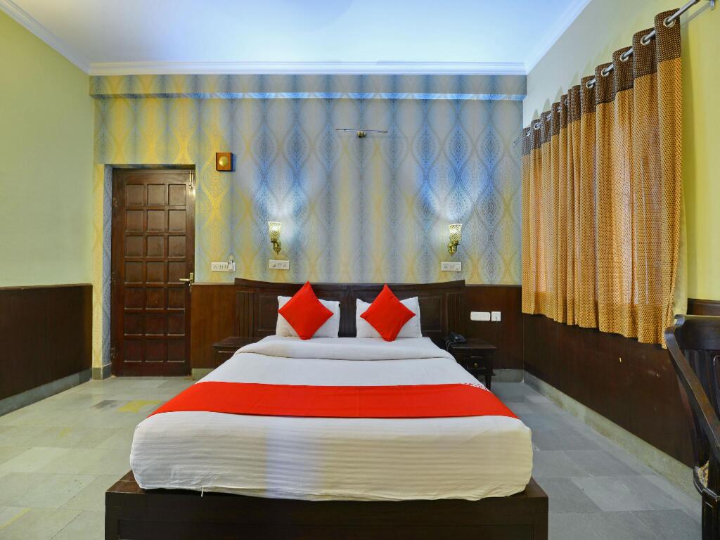 Джайпур: OYO 2072 Hotel Indigo Heritage