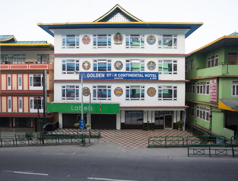 Hotel Golden Star Continental — фото 1