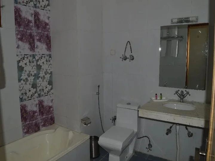 Манали: Six Seasons Hotel