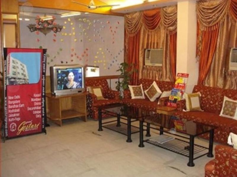 Нью-Дели: Hotel Nice Palace
