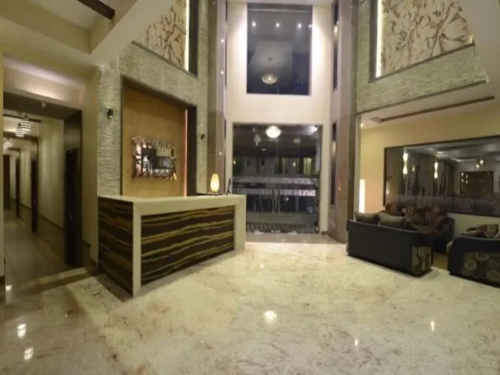 Лонавала: Crystal County Resort