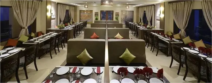 Лонавала: Crystal County Resort