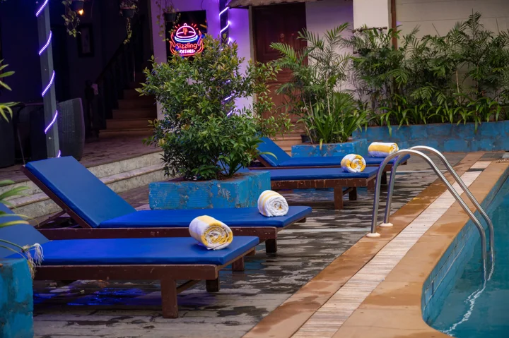 Анджуна: La Oasis by Meraden