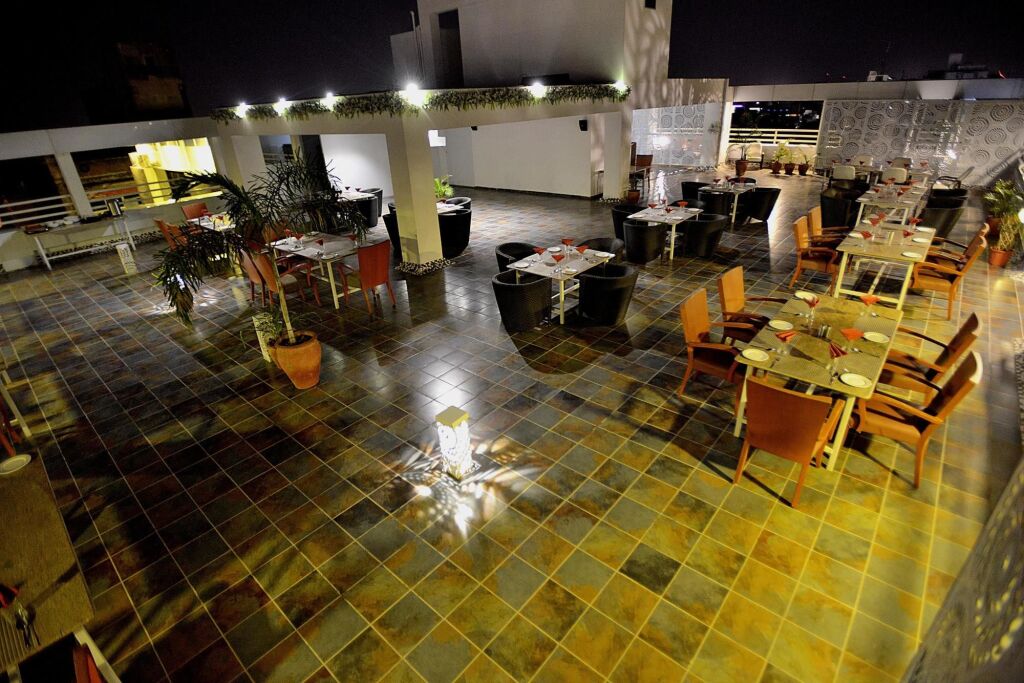 Вадодара: OYO Premium Circuit House Vadodara