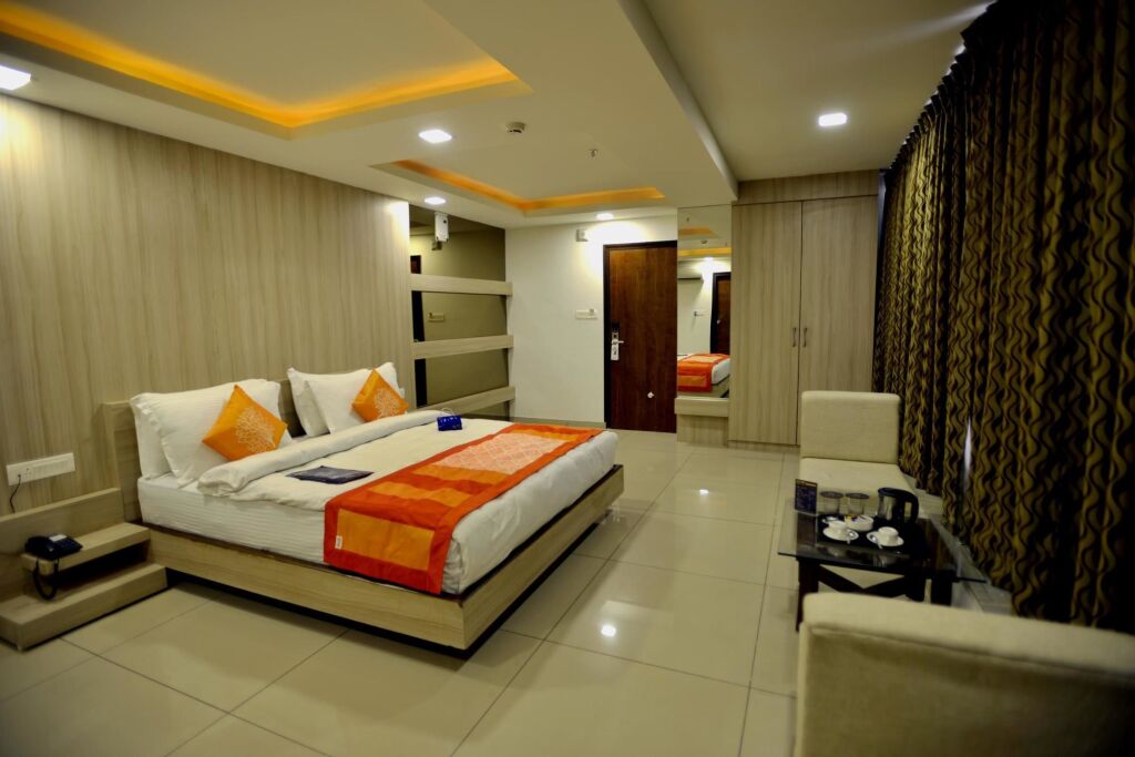 Вадодара: OYO Premium Circuit House Vadodara
