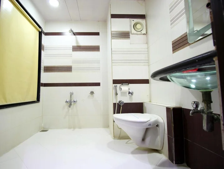 Ахмедабад: OYO 900 Marshall The Grand Hotel