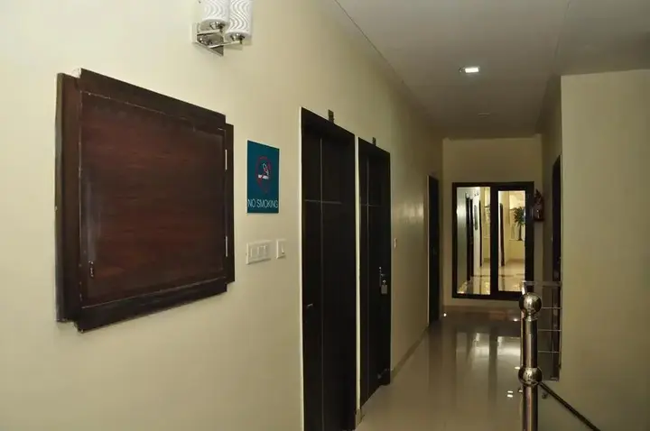 Амритсар: OYO 1610 Hotel Star Metro Inn