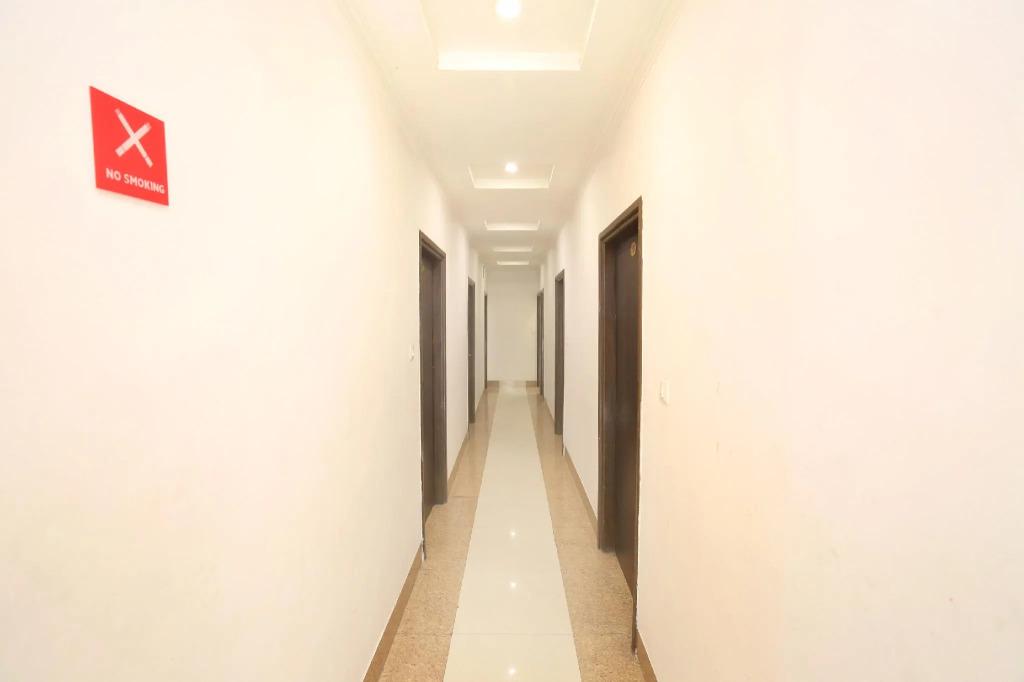 Амритсар: OYO 1605 Hotel Axis Inn