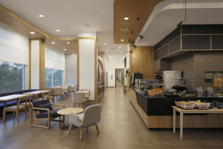 Пуна: Holiday Inn