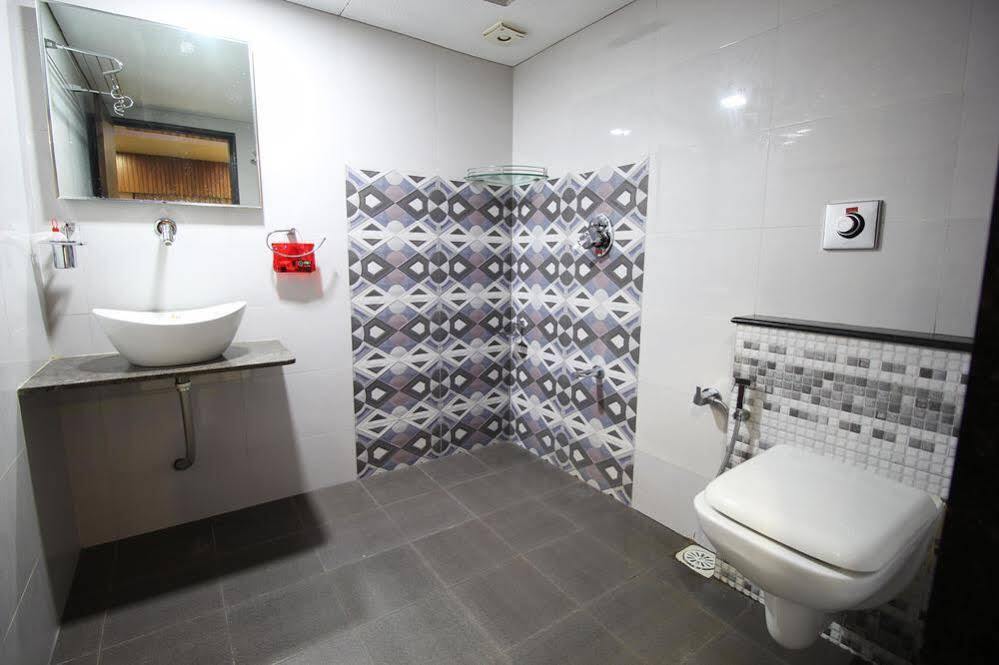 Ахмедабад: OYO Rooms Kankaria Lake Maninagar
