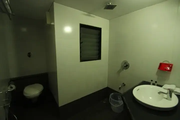Сурат: OYO 1370 Hotel Akash