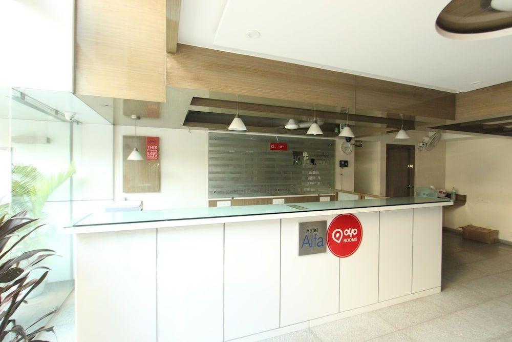 Сурат: Hotel Alfa