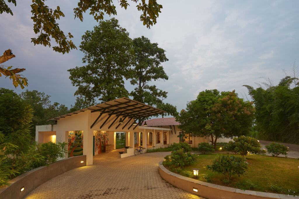 Баихар: Club Mahindra Kanha