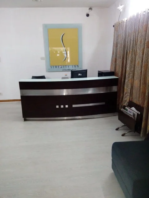 Хидерабад: Serenity Inn Elite
