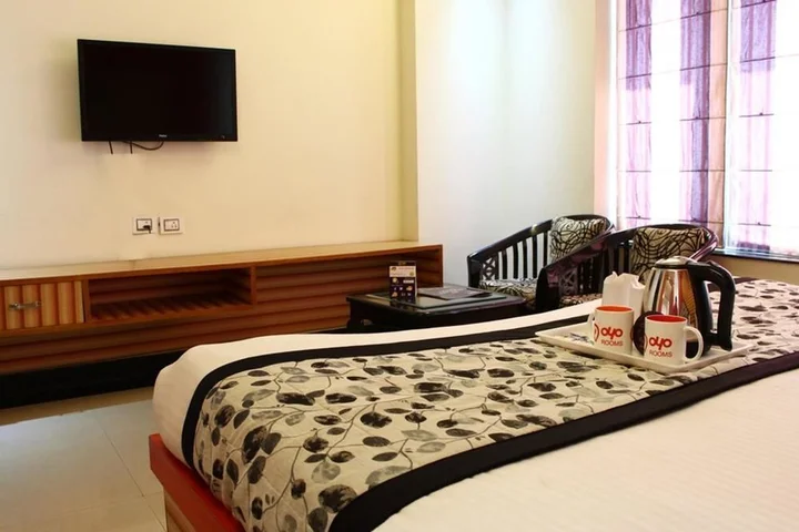 Дехрадун: OYO Premium Pacific Mall Rajpur Road