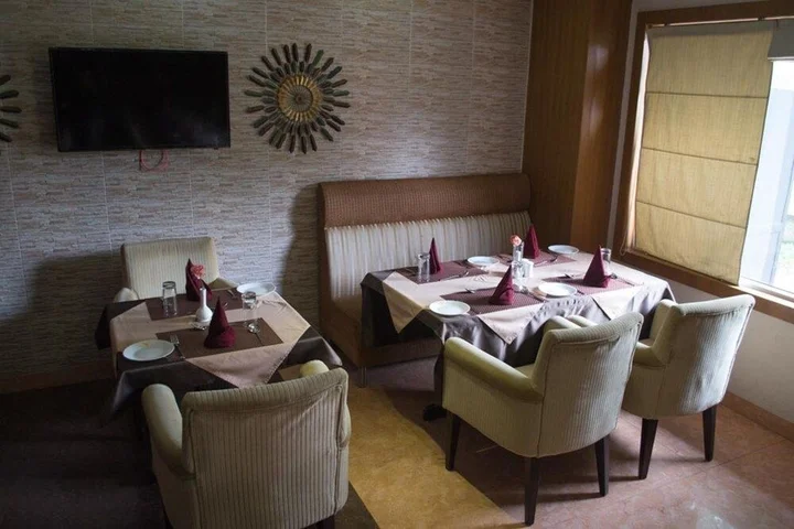 Бхубанешвар: OYO 1651 Hotel Seetal
