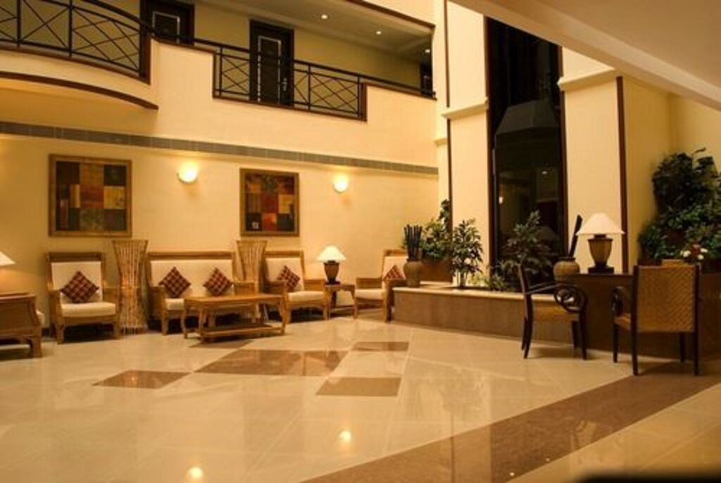 Карур: The Residency Karur