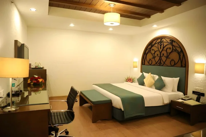 Карур: The Residency Karur